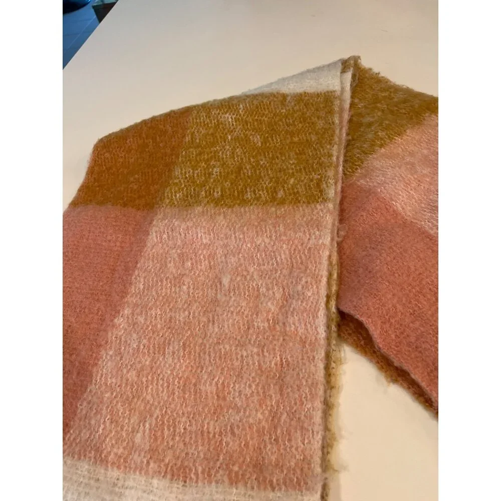 Soft Knitted Color Block Warm Scarf With Fringe Tassels